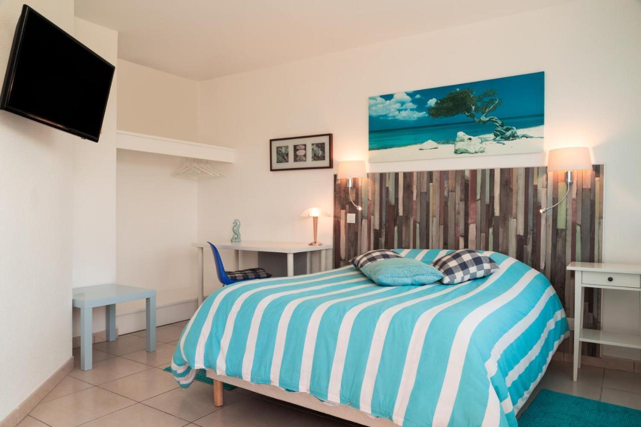 Logis Hotel Corintel Bordeaux Est Tresses Exterior foto