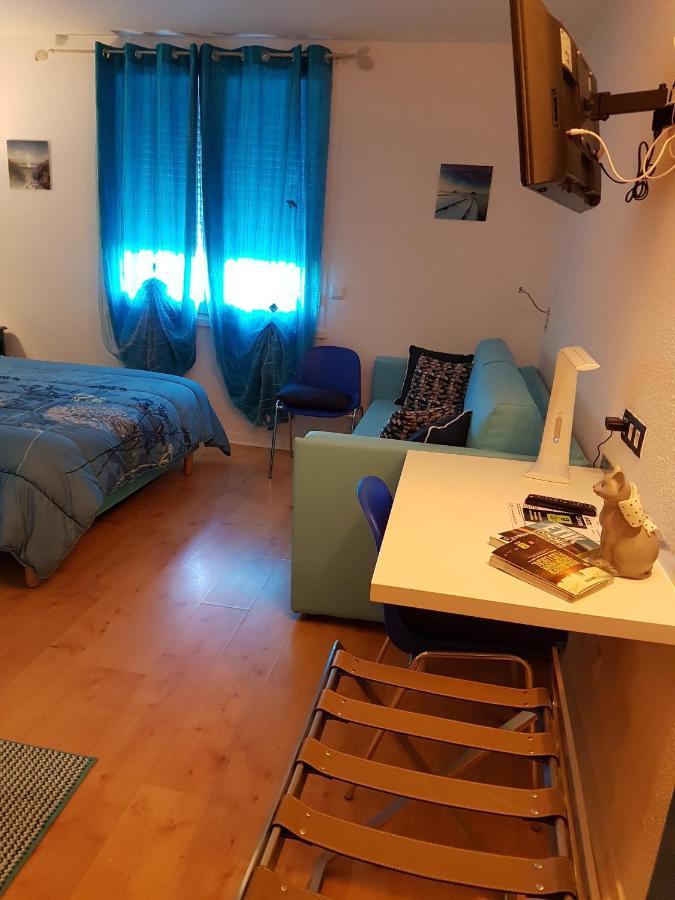 Logis Hotel Corintel Bordeaux Est Tresses Exterior foto
